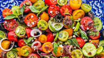 Best Tomato Salad Recipe for a Taste of the Mediterranean Summer Best Tomato Salad Recipe for a Taste of the Mediterranean Summer