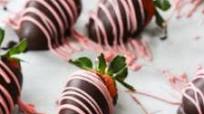 Easy Chocolate Covered Strawberries Easy Chocolate Covered Strawberries