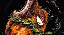 Pan Seared Pork Chops with Garlic and Thyme Pan Seared Pork Chops with Garlic and Thyme