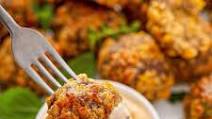 Easy Bisquick Sausage Balls Easy Bisquick Sausage Balls