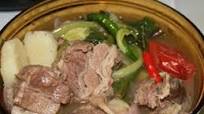 How to Cook Sinigang na Baka sa Sampalok (Beef in Tamarind Broth) How to Cook Sinigang na Baka sa Sampalok (Beef in Tamarind Broth)