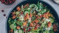 Vegan Caesar salad with chickpeas and crispy cauliflower Vegan Caesar salad with chickpeas and crispy cauliflower