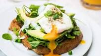 Tostadas con huevo poché y aguacate. ¡Deliciosas! Tostadas con huevo poché y aguacate. ¡Deliciosas!
