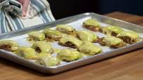Caramelized Apple And Onion Over Cheddar Crostini Caramelized Apple And Onion Over Cheddar Crostini