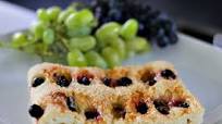 Sweet focaccia with grapes Sweet focaccia with grapes