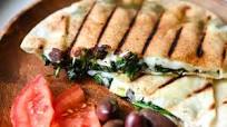 Spinach and cheese pita pocket Spinach and cheese pita pocket