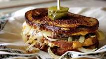 Spicy Buffalo Patty Melt Spicy Buffalo Patty Melt