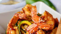 5-Ingredient Sweet Chili Sesame Shrimp and Zoodles 5-Ingredient Sweet Chili Sesame Shrimp and Zoodles