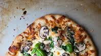 Mushroom, Garlic, & Spinach Pizza Mushroom, Garlic, & Spinach Pizza