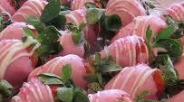 Pink Chocolate Dipped Strawberries Pink Chocolate Dipped Strawberries