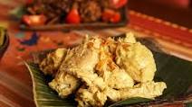 Ayam Gulai Putih - Indonesian white chicken curry Ayam Gulai Putih - Indonesian white chicken curry