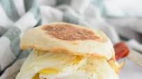 Easy Bacon Egg and Cheese Breakfast Sandwiches Easy Bacon Egg and Cheese Breakfast Sandwiches