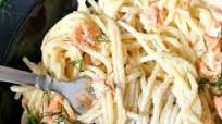 Alfredo Pasta with Salmon Alfredo Pasta with Salmon