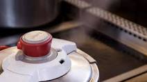 How to use a pressure cooker How to use a pressure cooker