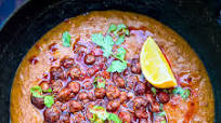 Kala Chana in Yogurt Sauce Kala Chana in Yogurt Sauce