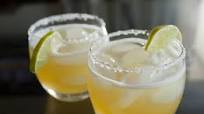 Classic Low-Calorie Margarita Classic Low-Calorie Margarita