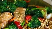 Broccoli and Pork Tenderloin Stir-Fry Broccoli and Pork Tenderloin Stir-Fry
