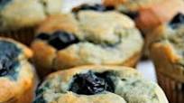 Easy Gluten-Free Blueberry Banana Muffins {Dairy and No Refined Sugar Option} Easy Gluten-Free Blueberry Banana Muffins {Dairy and No Refined Sugar Option}