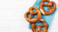 Carbs and Calories in Pretzels: Are Pretzels Keto Friendly? Carbs and Calories in Pretzels: Are Pretzels Keto Friendly?