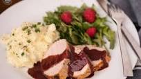 Pork Tenderloin with Raspberry Sauce Pork Tenderloin with Raspberry Sauce
