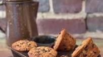 Banana Chocolate Chip Muffins Banana Chocolate Chip Muffins
