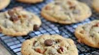 Caramel Pecan Chocolate Chip Cookies Caramel Pecan Chocolate Chip Cookies