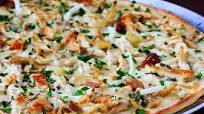 Roasted Garlic Chicken Pizza Roasted Garlic Chicken Pizza