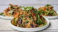 PLEEV CHOJ: Hmong Style Bean Thread Noodle Dish PLEEV CHOJ: Hmong Style Bean Thread Noodle Dish