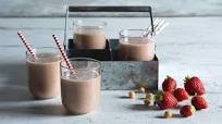 Strawberry hummus shake Strawberry hummus shake