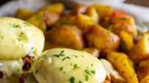 Pulled Pork Eggs Benedict Pulled Pork Eggs Benedict