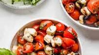 Cherry Tomato Caprese Salad Cherry Tomato Caprese Salad