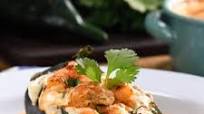 Chile Relleno con Salsa Chipotle Chile Relleno con Salsa Chipotle
