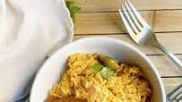 Arroz con longaniza (rice with pork sausage) Arroz con longaniza (rice with pork sausage)