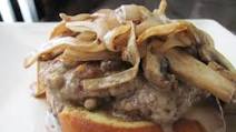 Italian Beef Patties with Balsamic Cream Sauce Italian Beef Patties with Balsamic Cream Sauce