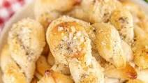 Easy Parmesan Bread Twists Easy Parmesan Bread Twists