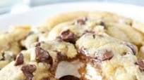 Giant S'mores Stuffed Chocolate Chip Cookies Giant S'mores Stuffed Chocolate Chip Cookies