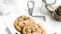 Salted Caramel-Chocolate Chip Cookies Salted Caramel-Chocolate Chip Cookies