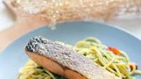 Crispy salmon with spinach aglio e olio Crispy salmon with spinach aglio e olio