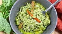Pesto Chicken with Edamame Spaghetti Noodles Pesto Chicken with Edamame Spaghetti Noodles
