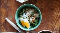 Quick kale salad with Caesar dressing Quick kale salad with Caesar dressing