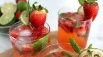 Strawberry Mojito Mocktail Recipe (Vegan) Strawberry Mojito Mocktail Recipe (Vegan)