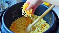 Pressure Cooker Macaroni and Cheese Pressure Cooker Macaroni and Cheese