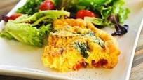 Crustless Quiche with Sun-dried Tomatoes and Spinach Crustless Quiche with Sun-dried Tomatoes and Spinach