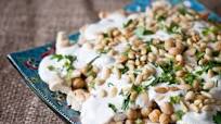 Fatteh (Pita with Chickpeas and Yogurt) Fatteh (Pita with Chickpeas and Yogurt)
