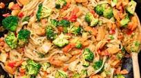 Rice Noodles with Spicy Peanut Sauce Rice Noodles with Spicy Peanut Sauce