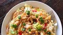 Vegetarian Pad Thai with Peanut Sauce Vegetarian Pad Thai with Peanut Sauce