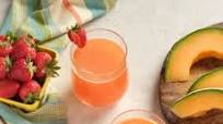 Strawberry-Cantaloupe-Pear Juice Strawberry-Cantaloupe-Pear Juice