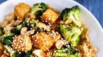 Garlicky Cashew Broccoli & Tofu Stir-Fry Garlicky Cashew Broccoli & Tofu Stir-Fry