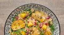Grilled chicken with couscous-mango salad Grilled chicken with couscous-mango salad