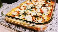 Simple Chicken Margherita Keto Pizza Casserole with Cauliflower Rice Simple Chicken Margherita Keto Pizza Casserole with Cauliflower Rice